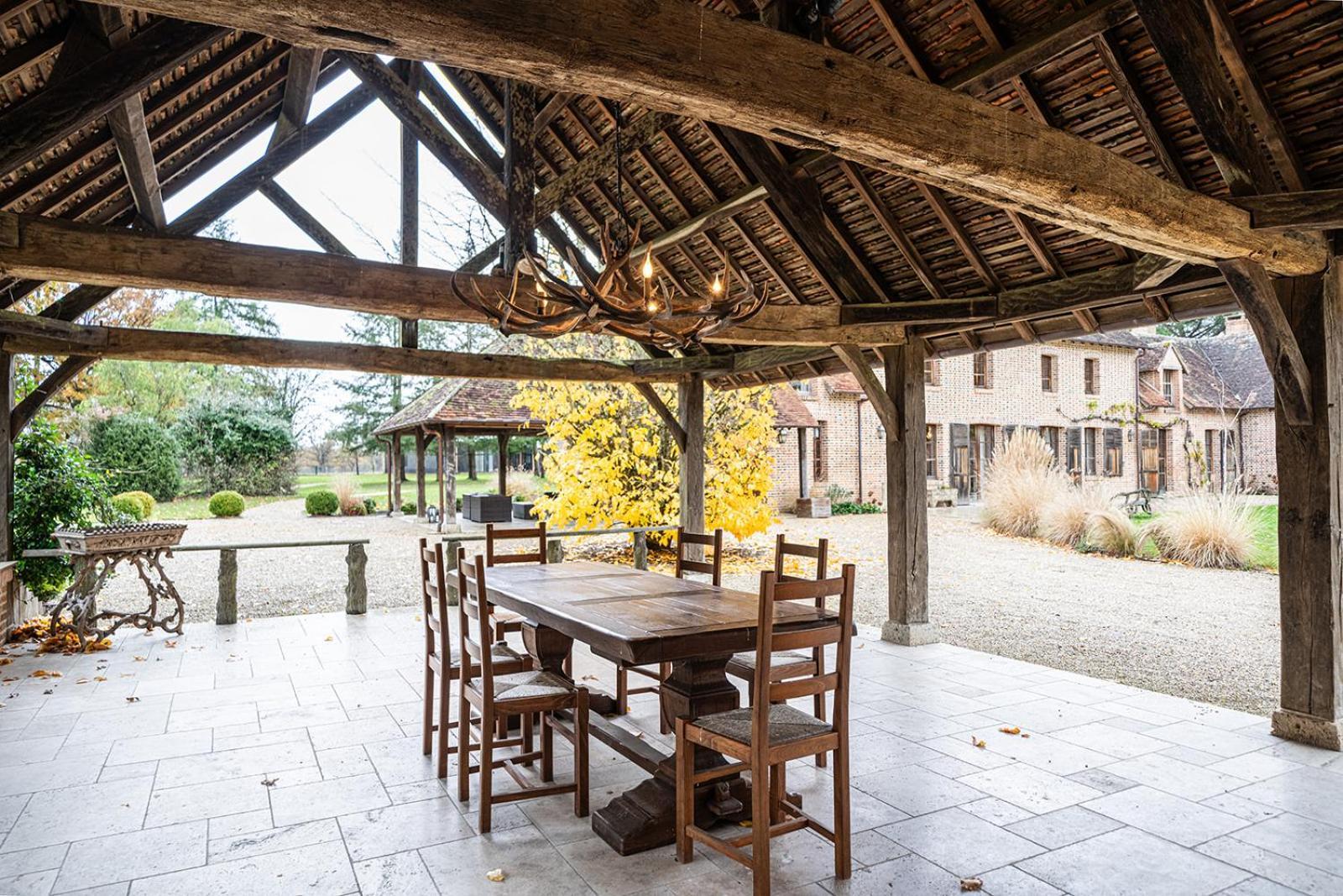 Villa De Lux Avec Piscine Interieur Chauffee 1H30 De Paris Nouan-le-Fuzelier Exterior photo